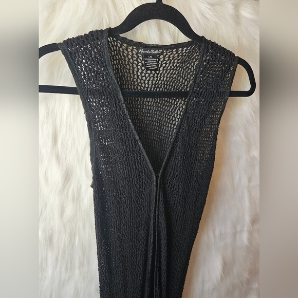 Alexandra Bartlett Lace Noir Knit Duster Vest - Picture 2 of 9